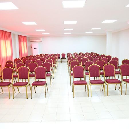 Hotel La Rose Blanche Abidjan Eksteriør bilde