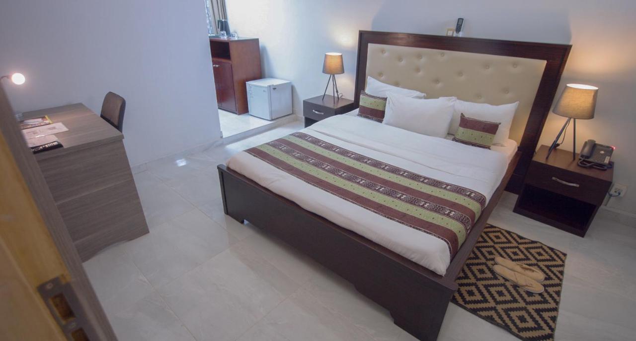 Hotel La Rose Blanche Abidjan Eksteriør bilde