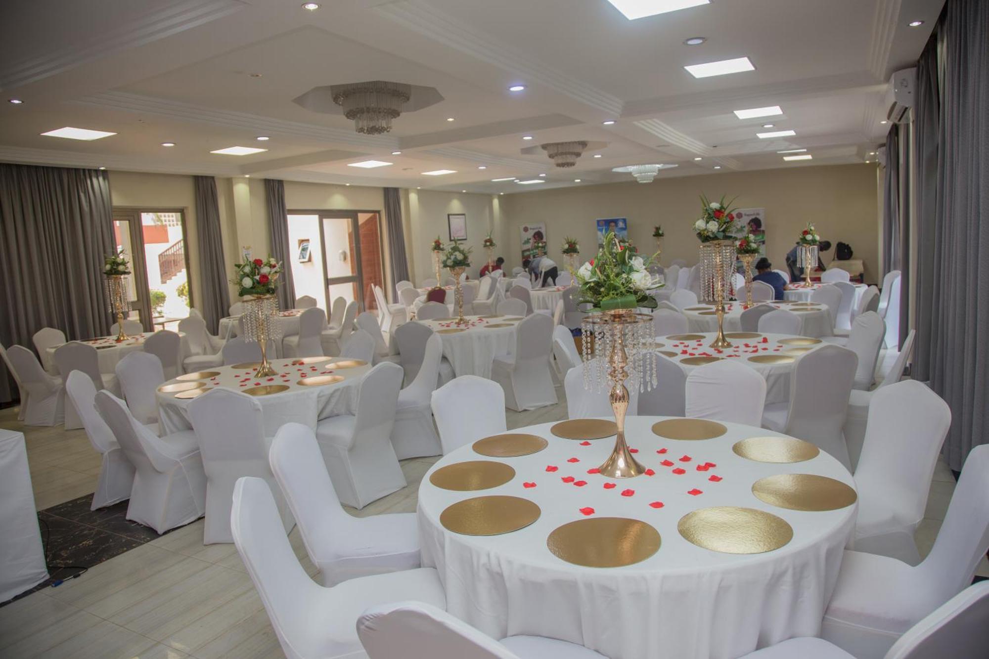 Hotel La Rose Blanche Abidjan Eksteriør bilde