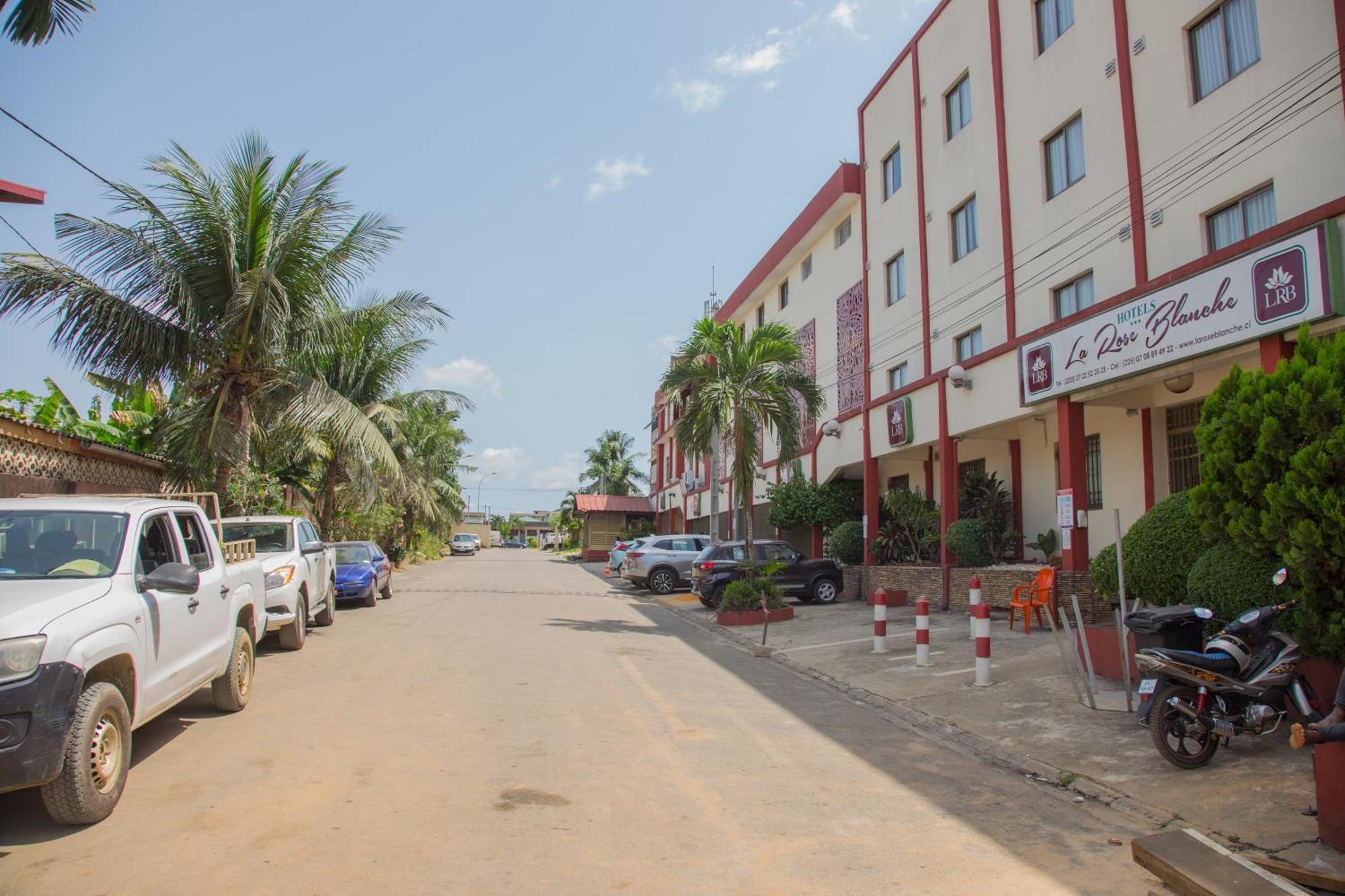Hotel La Rose Blanche Abidjan Eksteriør bilde