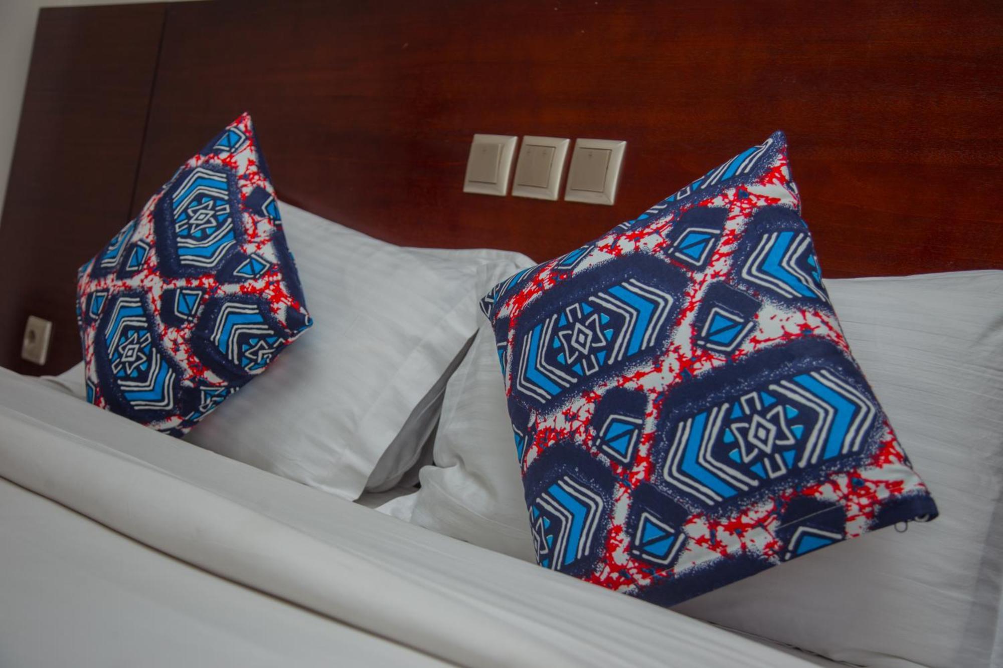 Hotel La Rose Blanche Abidjan Eksteriør bilde