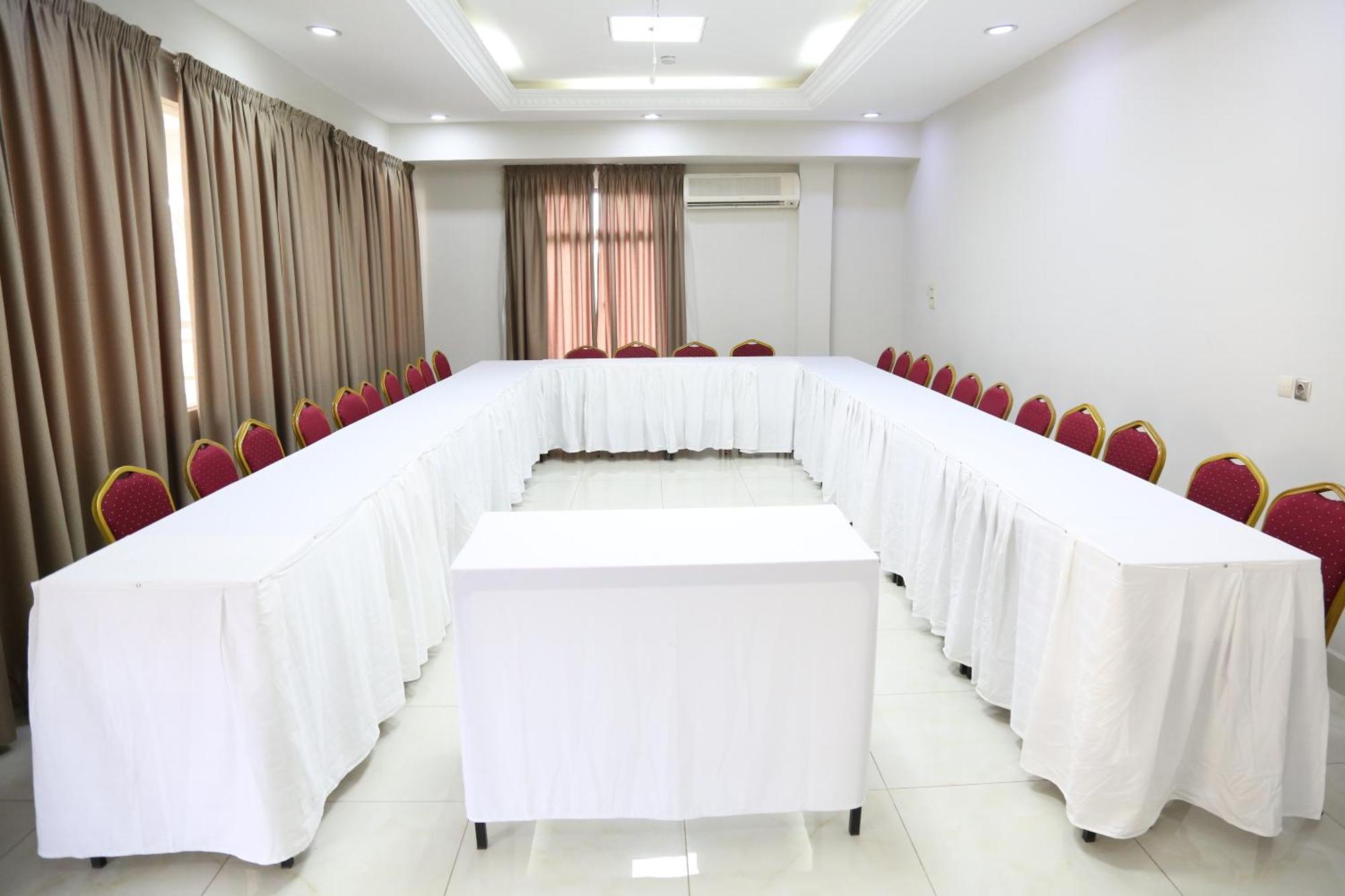 Hotel La Rose Blanche Abidjan Eksteriør bilde